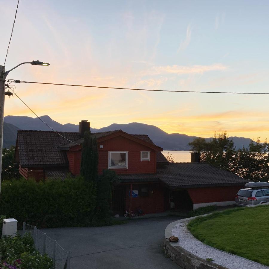 Volda Line Pa Hauane1 Bed & Breakfast エクステリア 写真