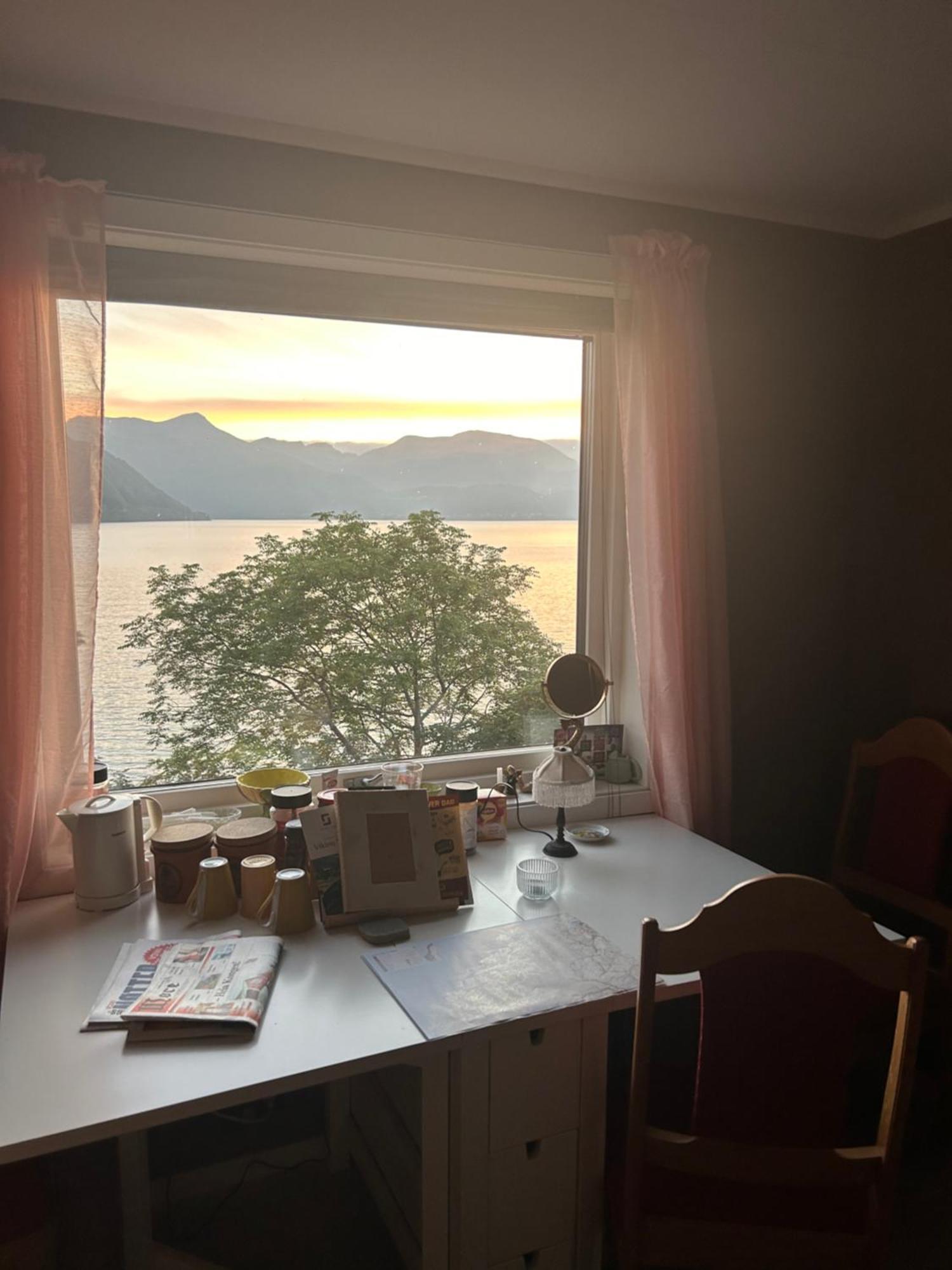 Volda Line Pa Hauane1 Bed & Breakfast エクステリア 写真