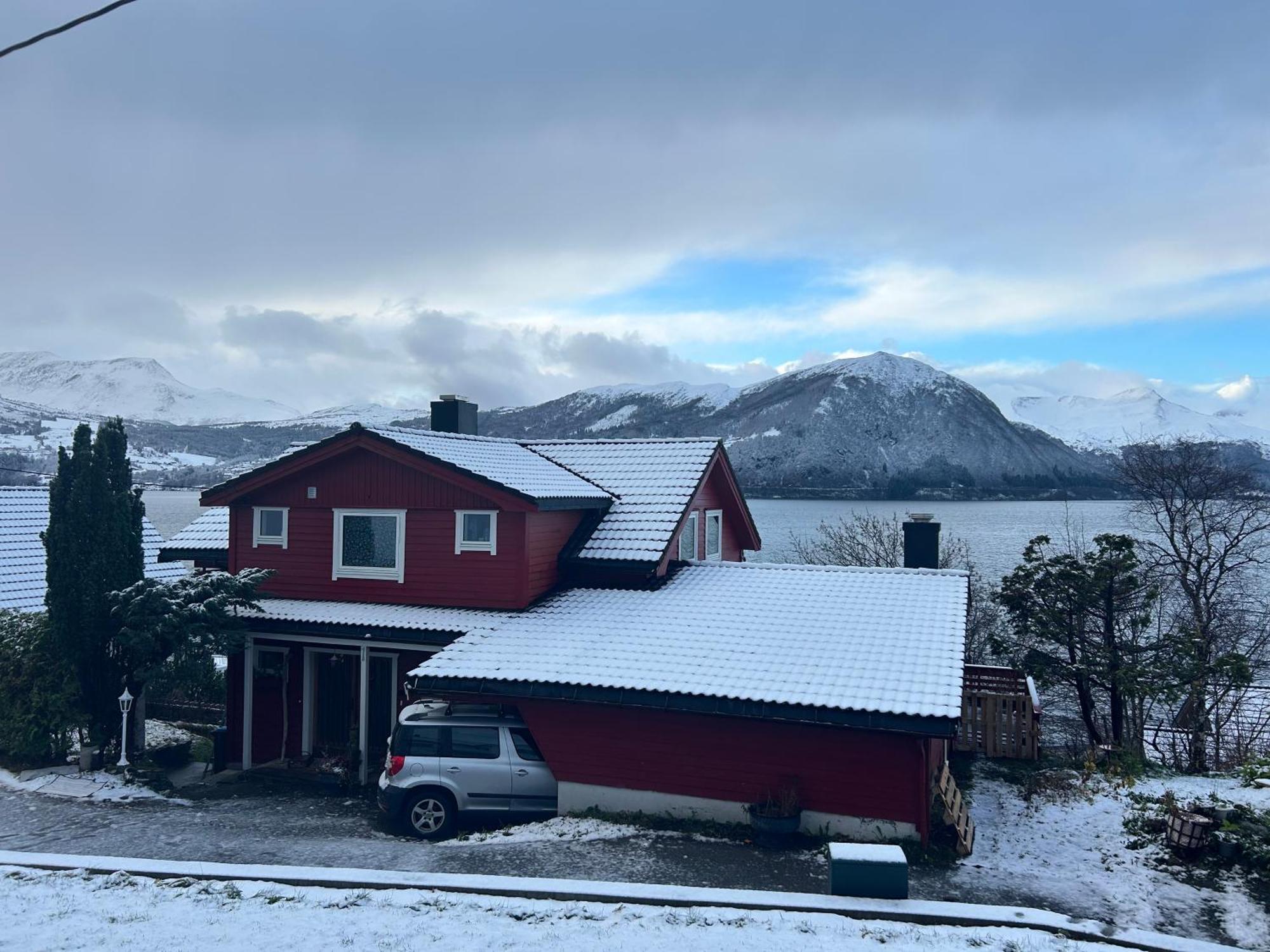 Volda Line Pa Hauane1 Bed & Breakfast エクステリア 写真