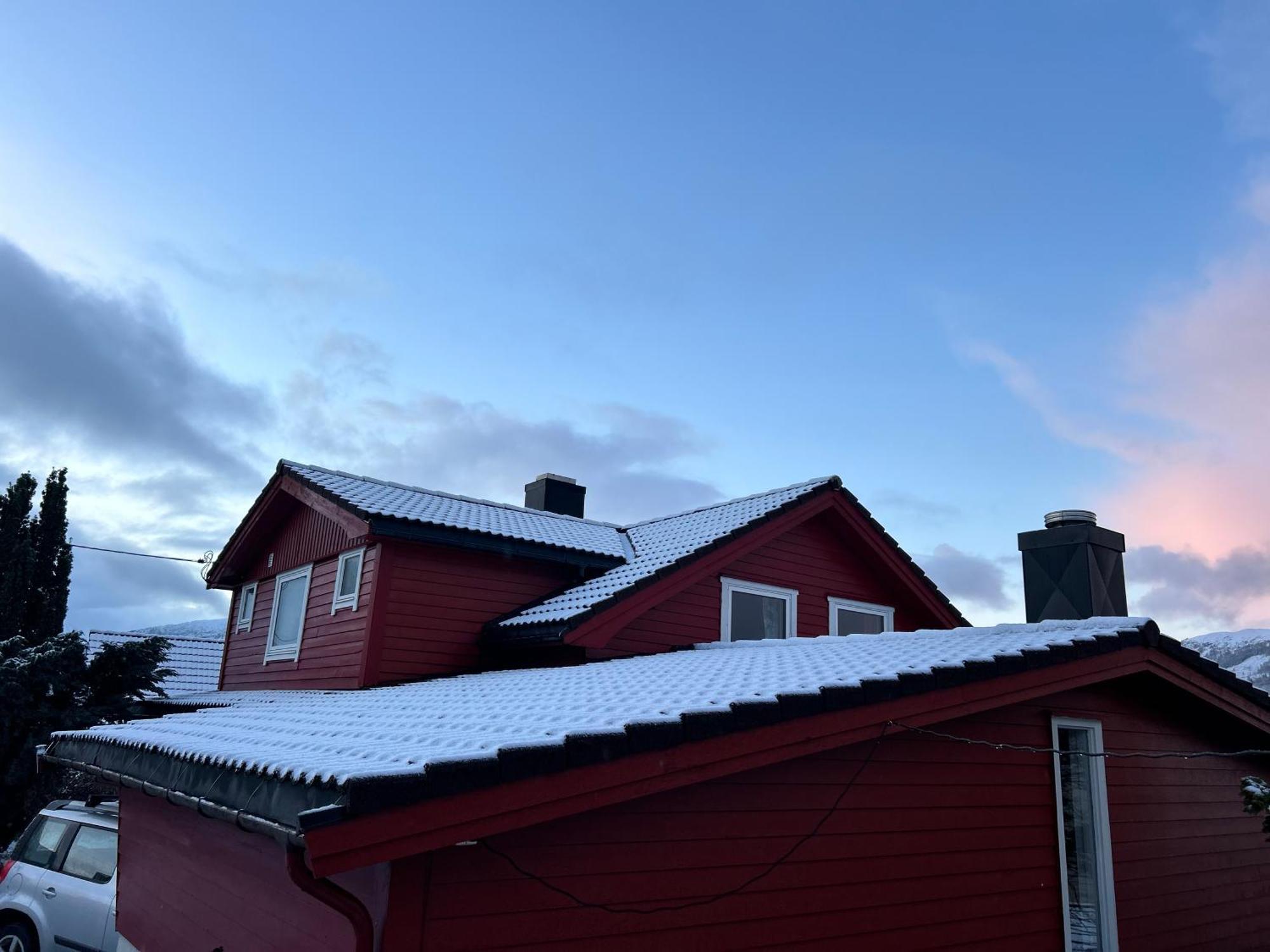 Volda Line Pa Hauane1 Bed & Breakfast エクステリア 写真