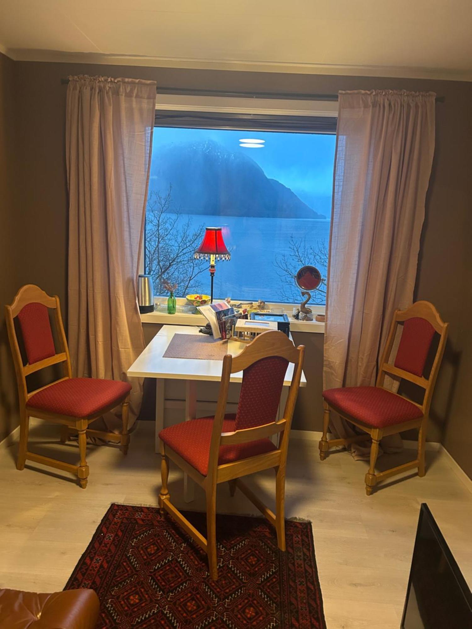 Volda Line Pa Hauane1 Bed & Breakfast エクステリア 写真